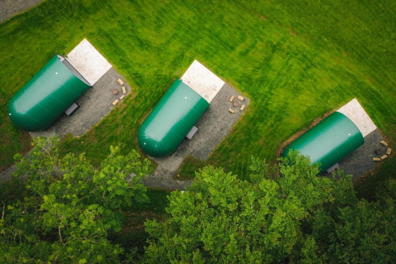 Отель Thornfield Farm Luxury Glamping Pods, The Dark Hedges, Ballycastle Stranocum Экстерьер фото