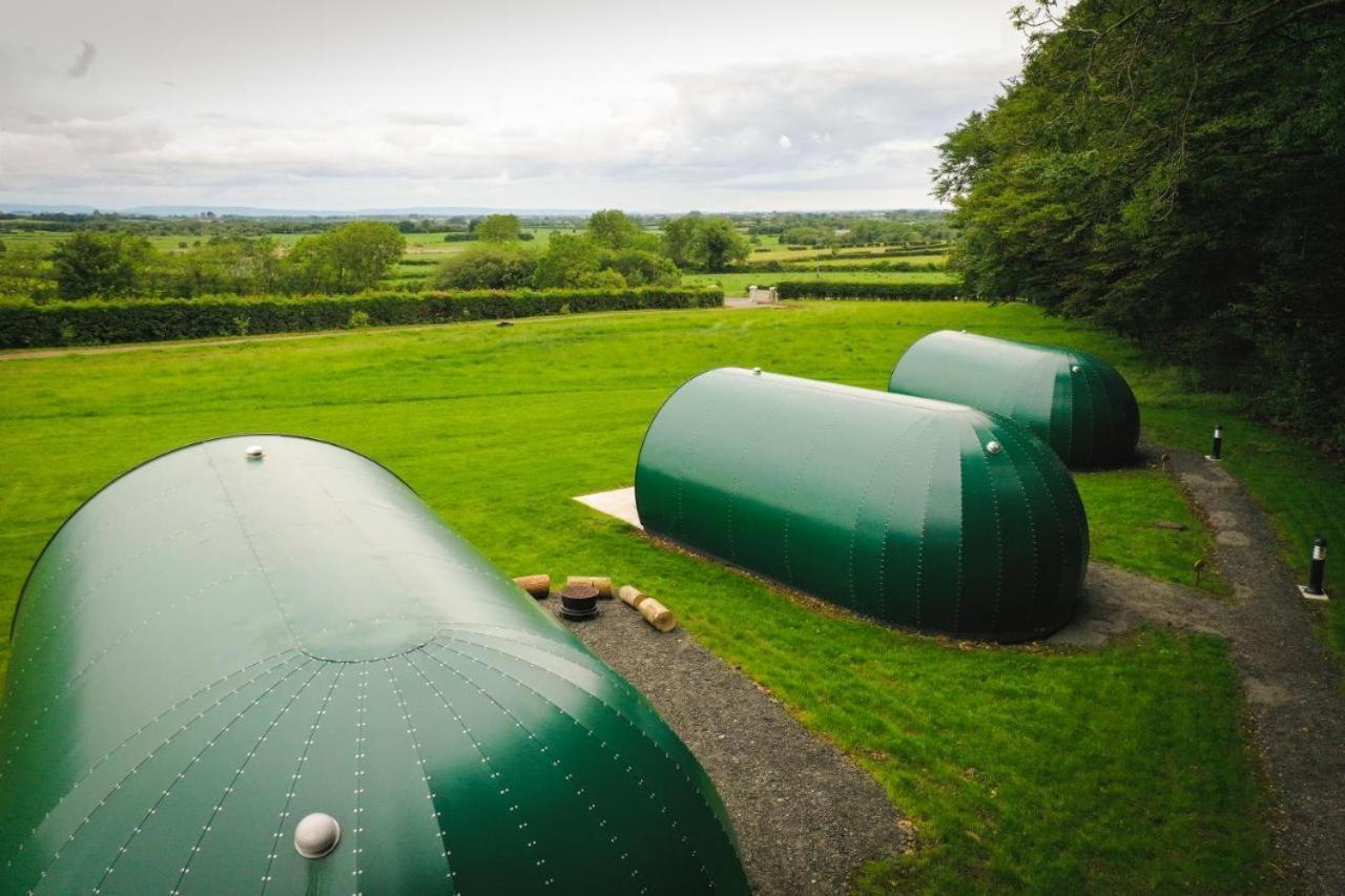 Отель Thornfield Farm Luxury Glamping Pods, The Dark Hedges, Ballycastle Stranocum Экстерьер фото